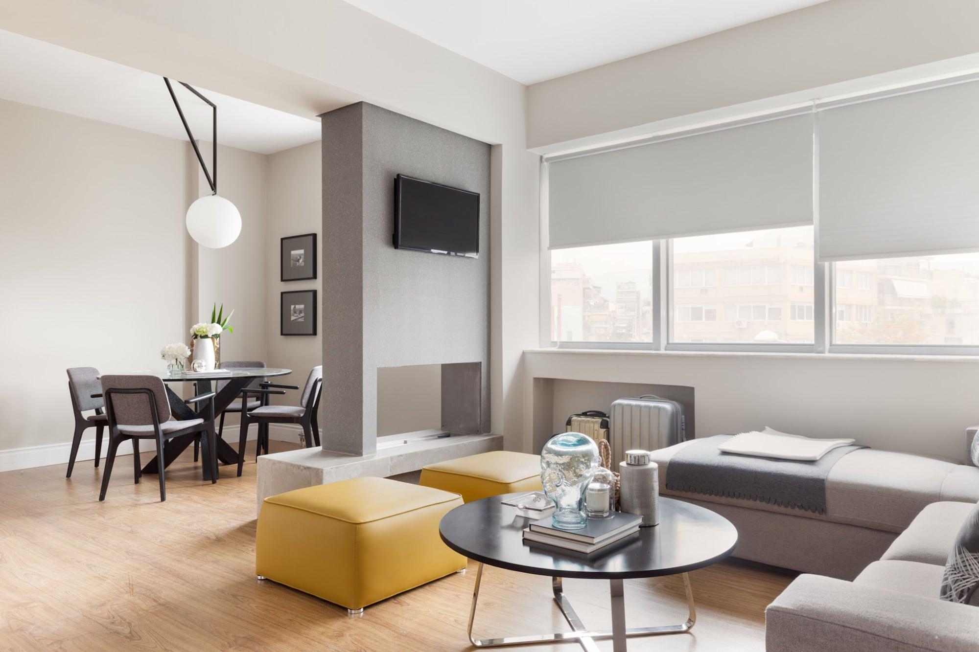 47 Luxury Suites Atene Esterno foto