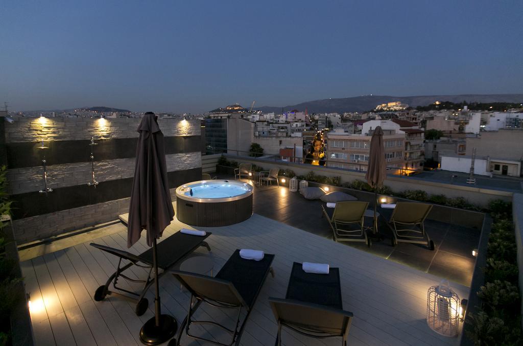 47 Luxury Suites Atene Esterno foto