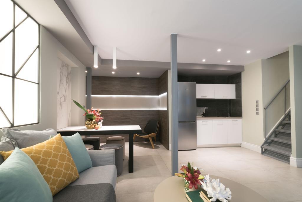 47 Luxury Suites Atene Esterno foto
